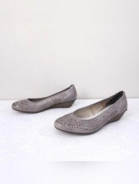 New! RIEKER Connie Wedge Cut-Out Leather Slip-On Pumps EU 41 Boho